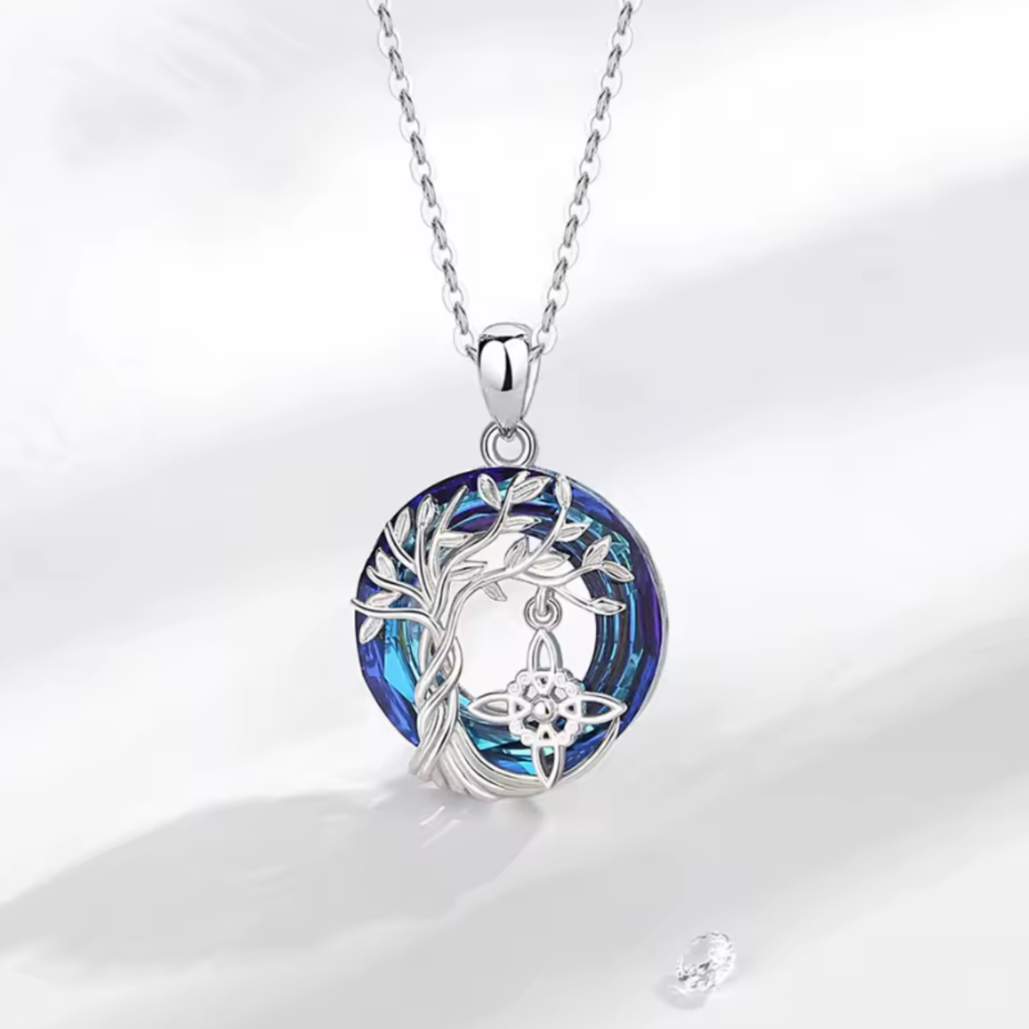 Collar Árbol de la Vida & Nudo de Bruja en Plata 925 | Amuleto de Energía y Protección con Cristal Austriaco Azul