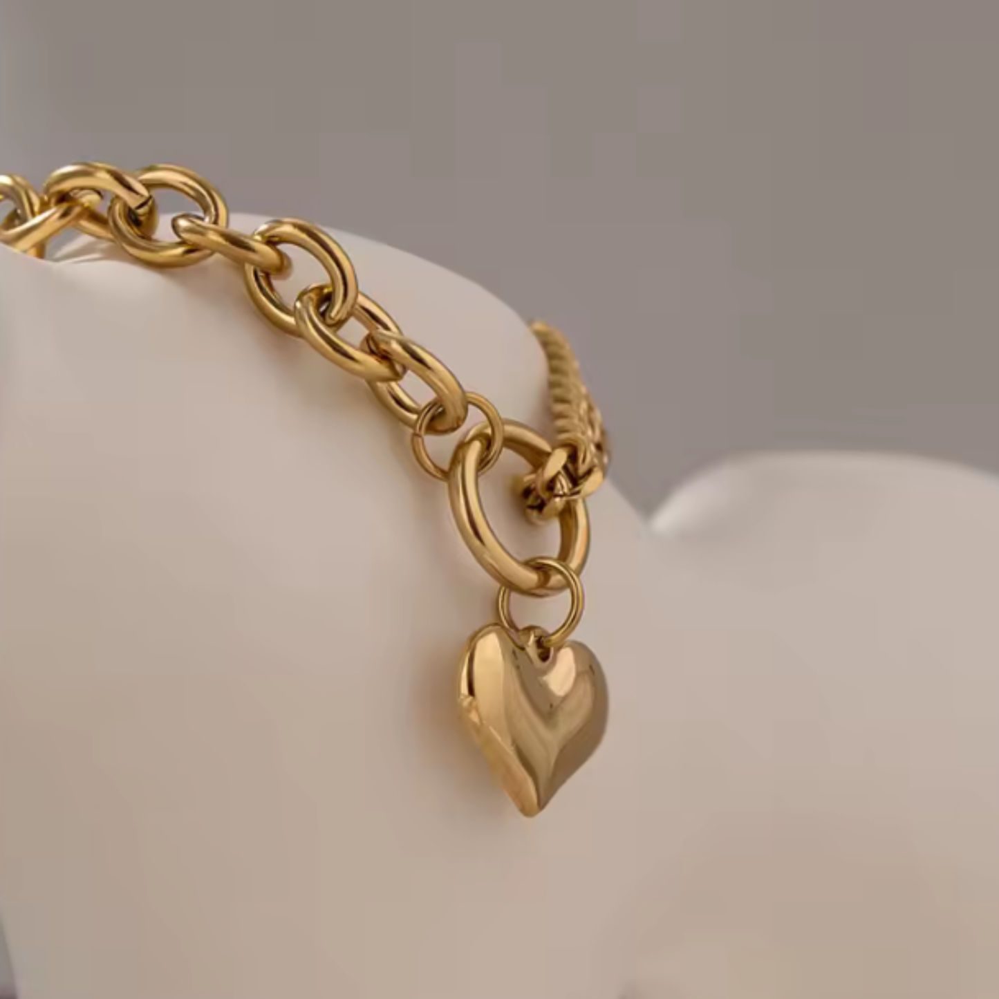 Pulsera Heart Luxe 18K | Elegancia Dorada