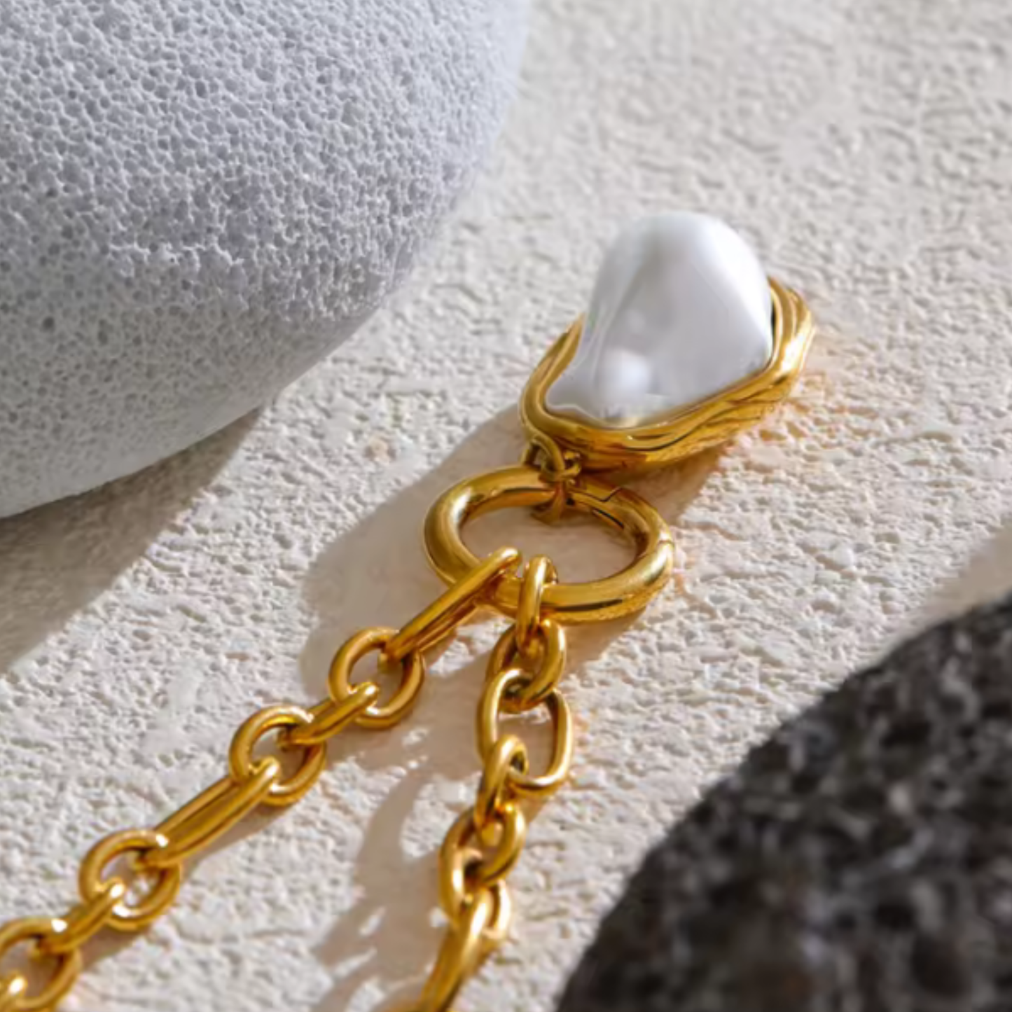 Collar Dorado Perla Barroca 18K | Acero inoxidable