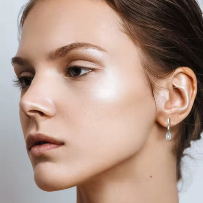 Pendientes Moissanite Corte Esmeralda en Plata 925 | Lujo Atemporal