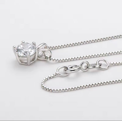 Collar “Eterno Brillo” de Moissanita — Plata 925 y Oro 18K | Certificado GRA