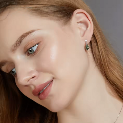Pendientes de Ágata Musgo en Plata 925 – Pureza y equilibrio
