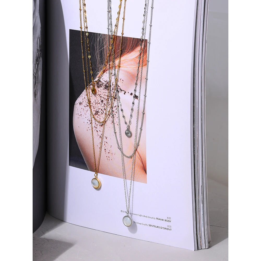 Pendientes Liquid Drop: Arte en Movimiento