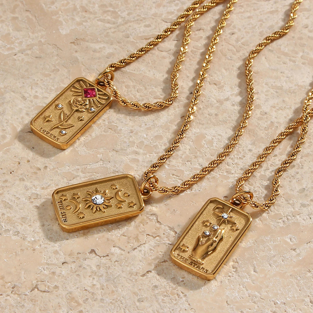 Collar Tarot Amulet: Tu Guía Universal