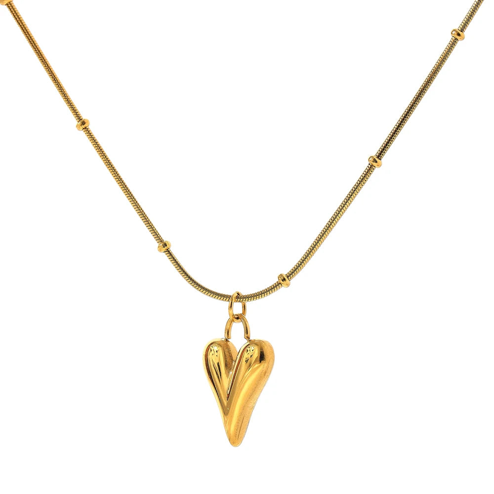 Collar Eternal Heart: El Latido del Oro