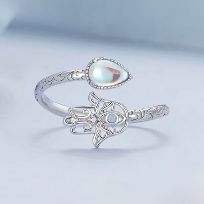 Anillo Mano de Fátima - Plata 925 con Piedra Lunar de Arcoíris