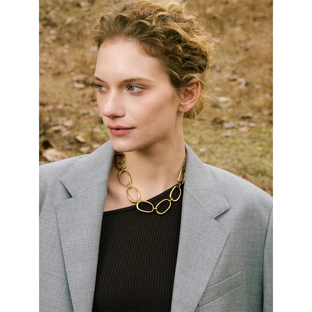 Collar Selene: Textura de Luna y Oro