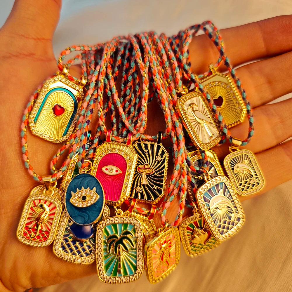 Collar "Boho Soul" – Amuleto de Verano con Cordón Tejido