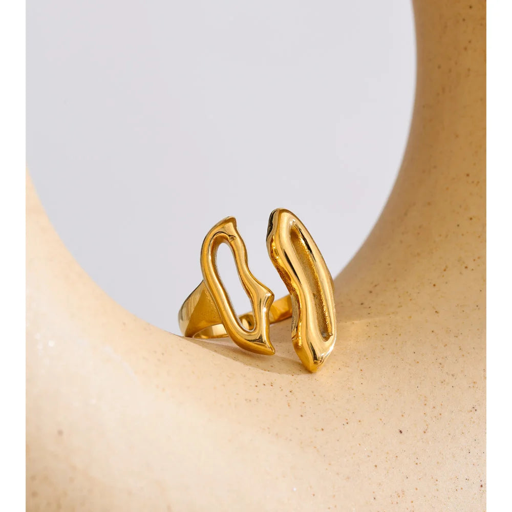 Choker Aura Rigel: El Abrazo del Oro