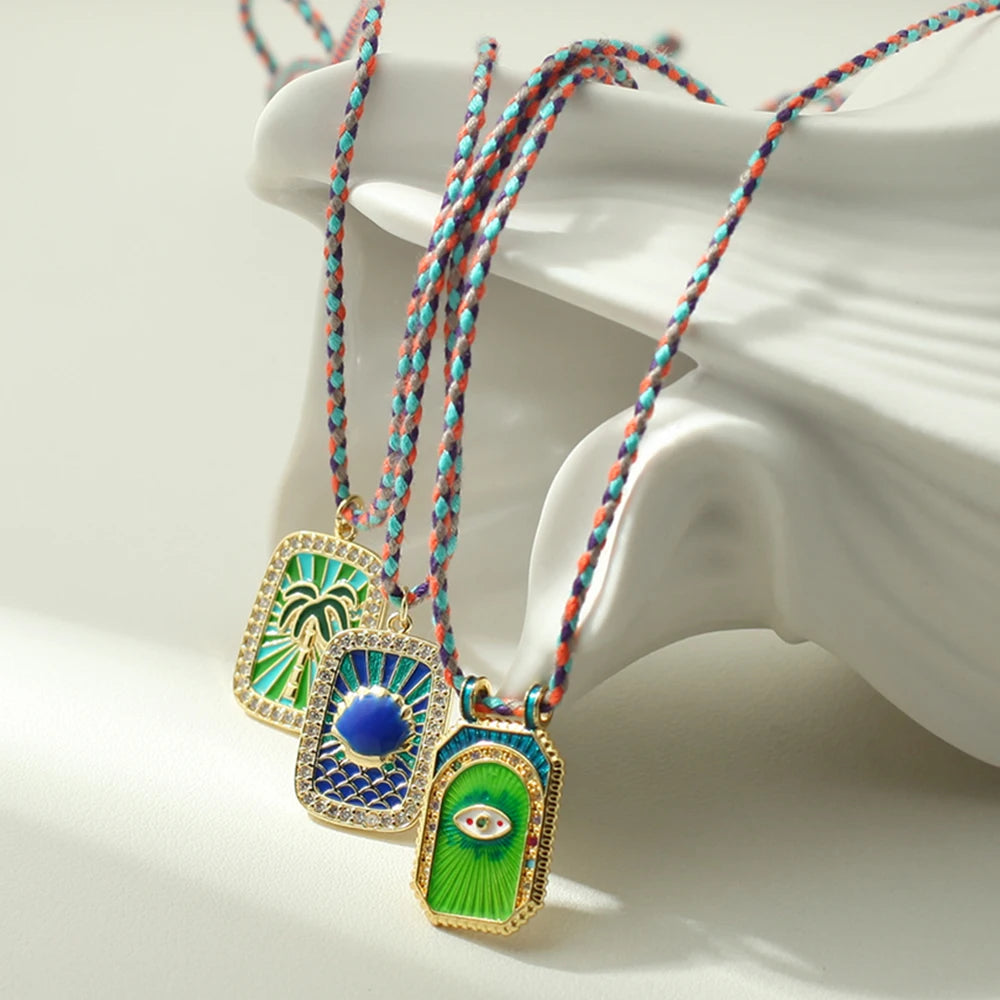 Collar "Boho Soul" – Amuleto de Verano con Cordón Tejido