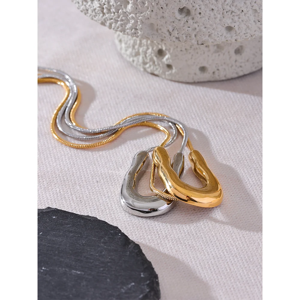 Collar Hera: Escultura de Oro Líquido