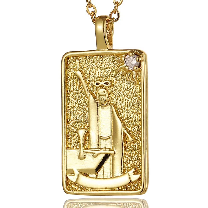 Collar Tarot Destiny: Tu Guía de Acero