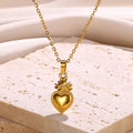 Collar "Heart Rebel" – Amuleto Punk en Oro 18K & Acero