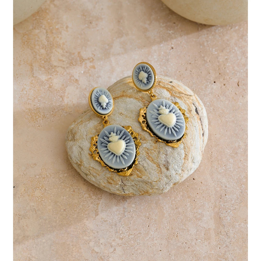 Pendientes "Sacré Coeur" – Romance Vintage en Azul Pastel