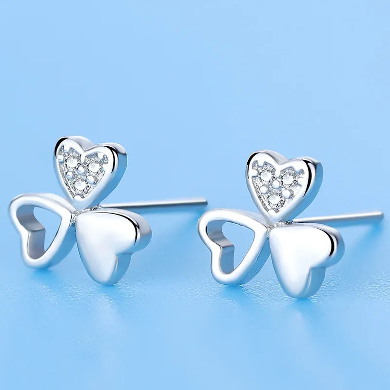 Pendientes Crystal Blossom | Delicadeza y Brillo Etéreo
