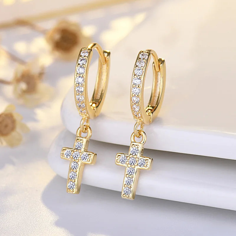 Pendientes Crystal Blossom | Delicadeza y Brillo Etéreo