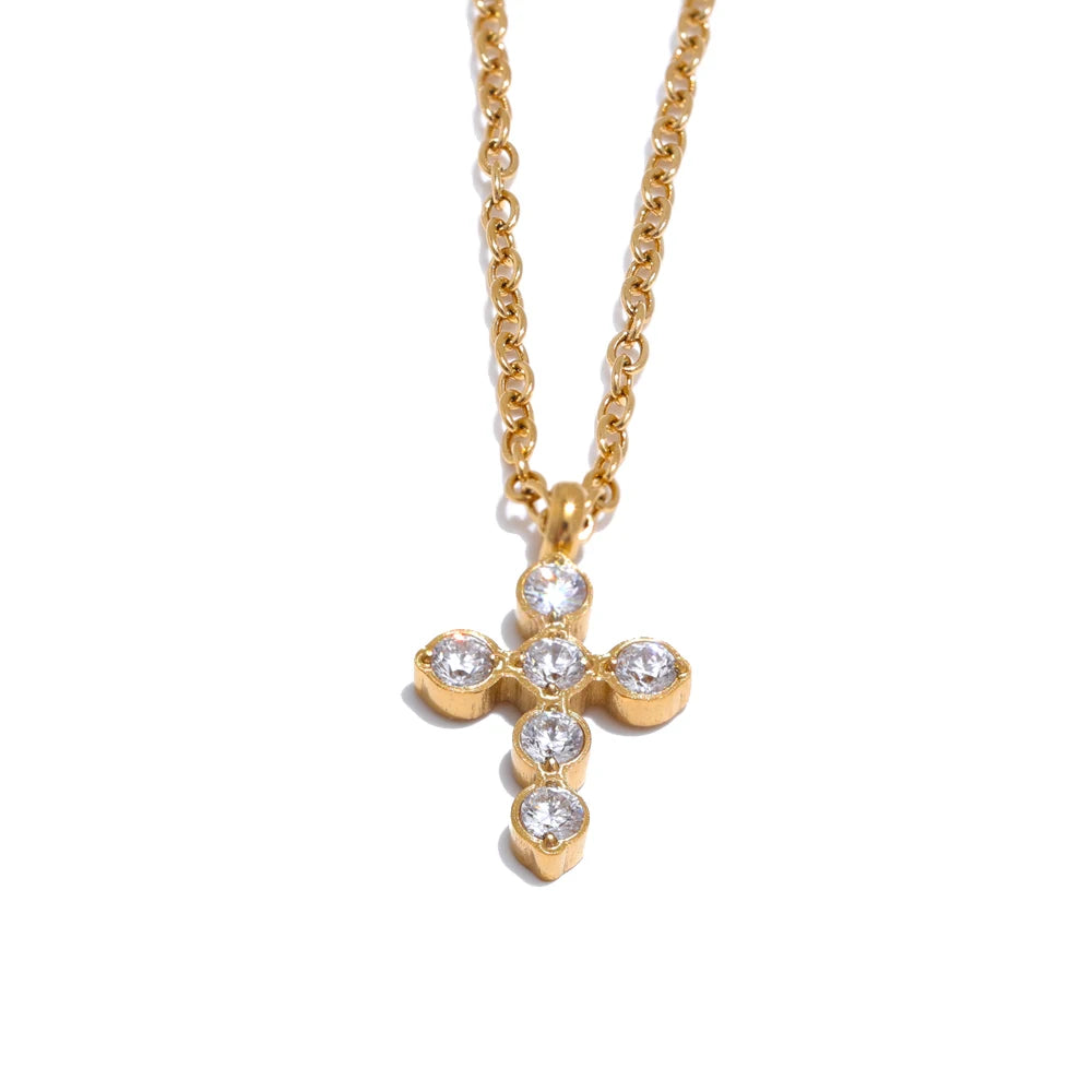 Pendientes Cascade Pearl: Elegancia en Movimiento