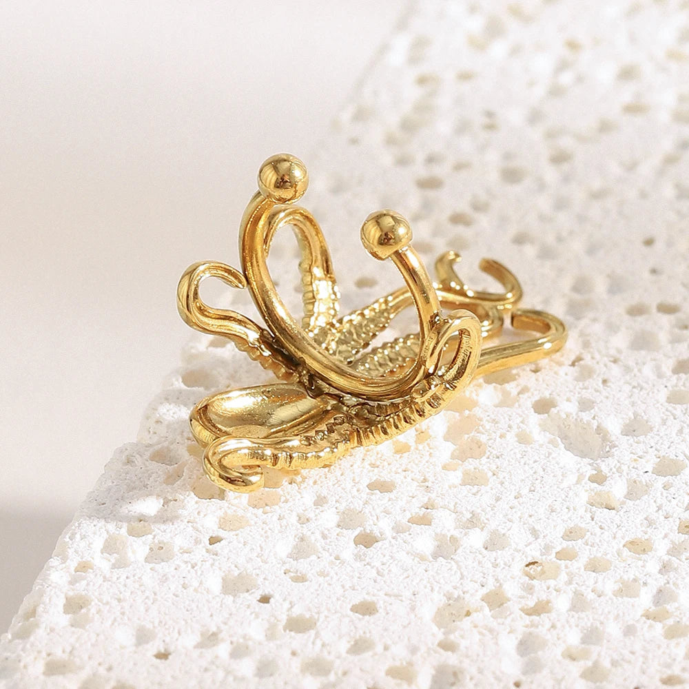 Ear Cuff "Octopus Spirit" – Oro 18K & Diseño Oceánico