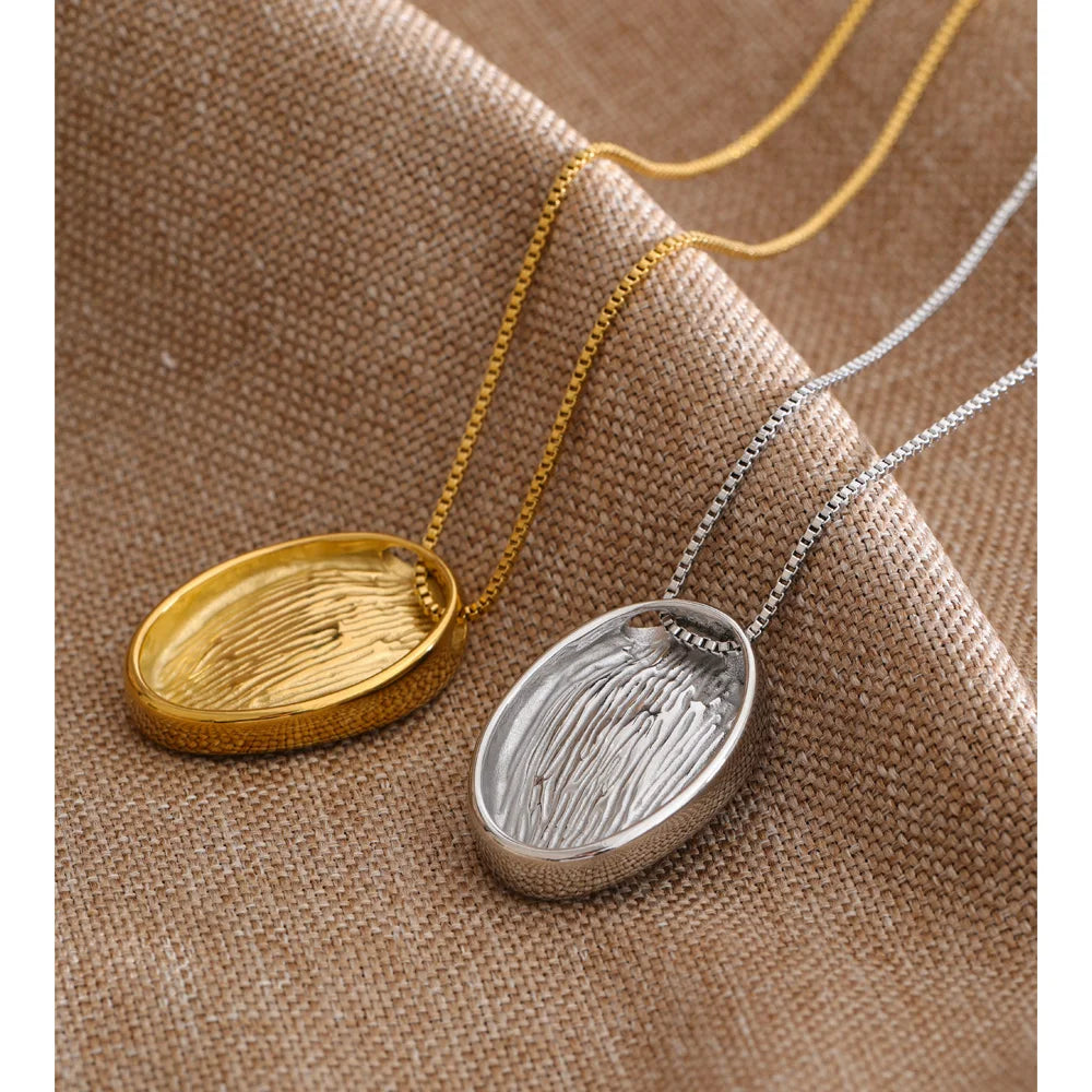 Collar Essence: Tu Huella, Tu Historia