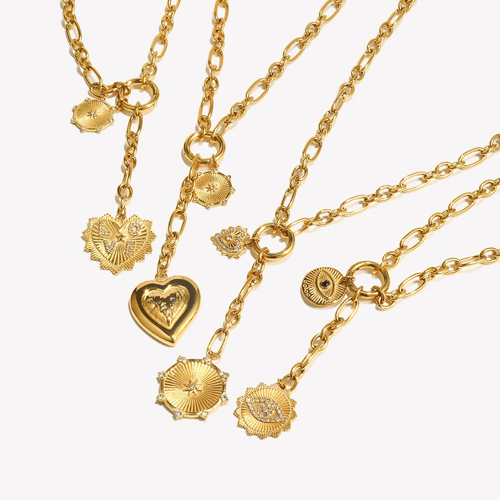 Collar Celestial Love & Protection – Baño de Oro 18K (Waterproof)