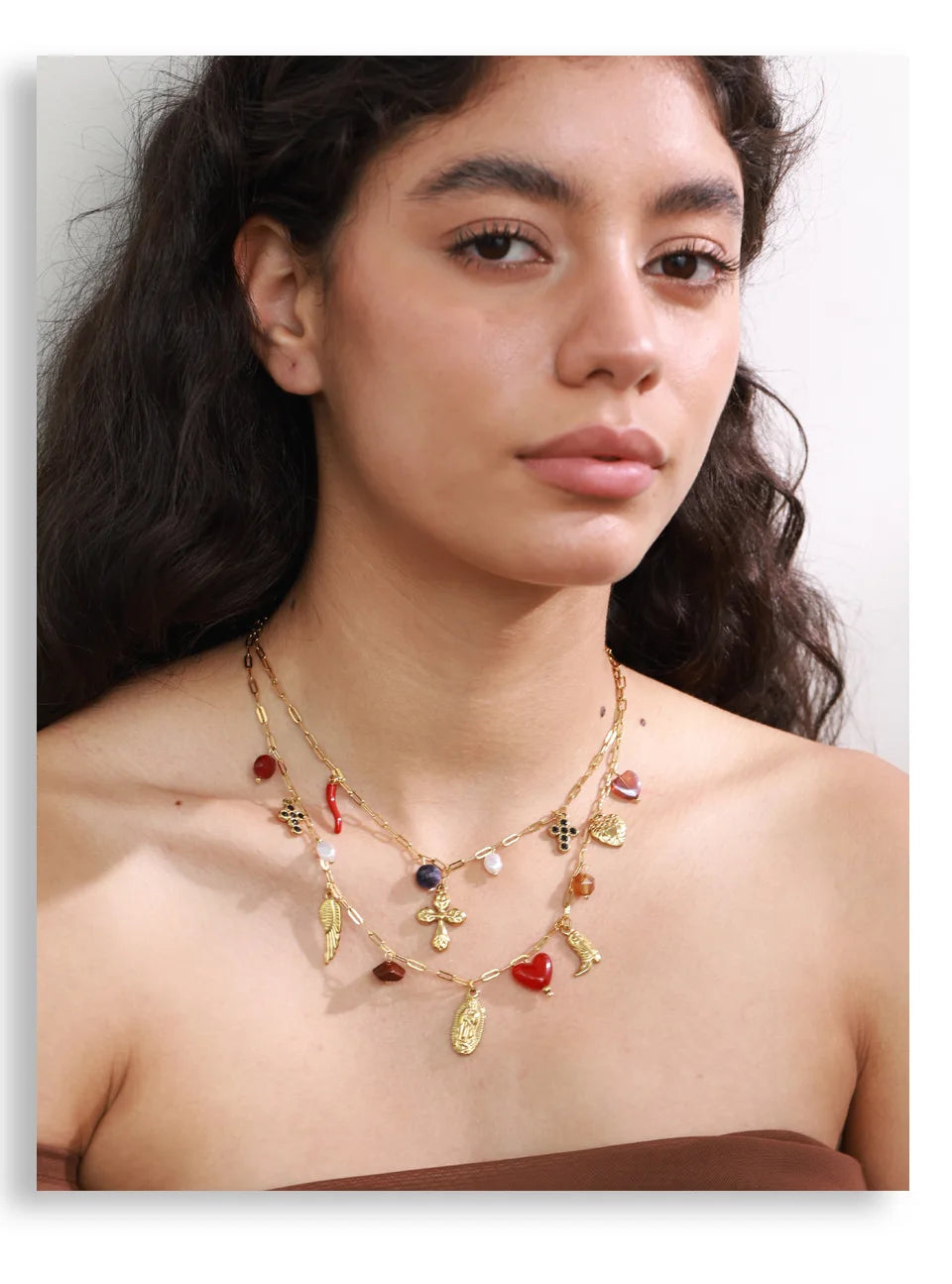 Collar Amore & Amuletos: Tu Historia en una Joya