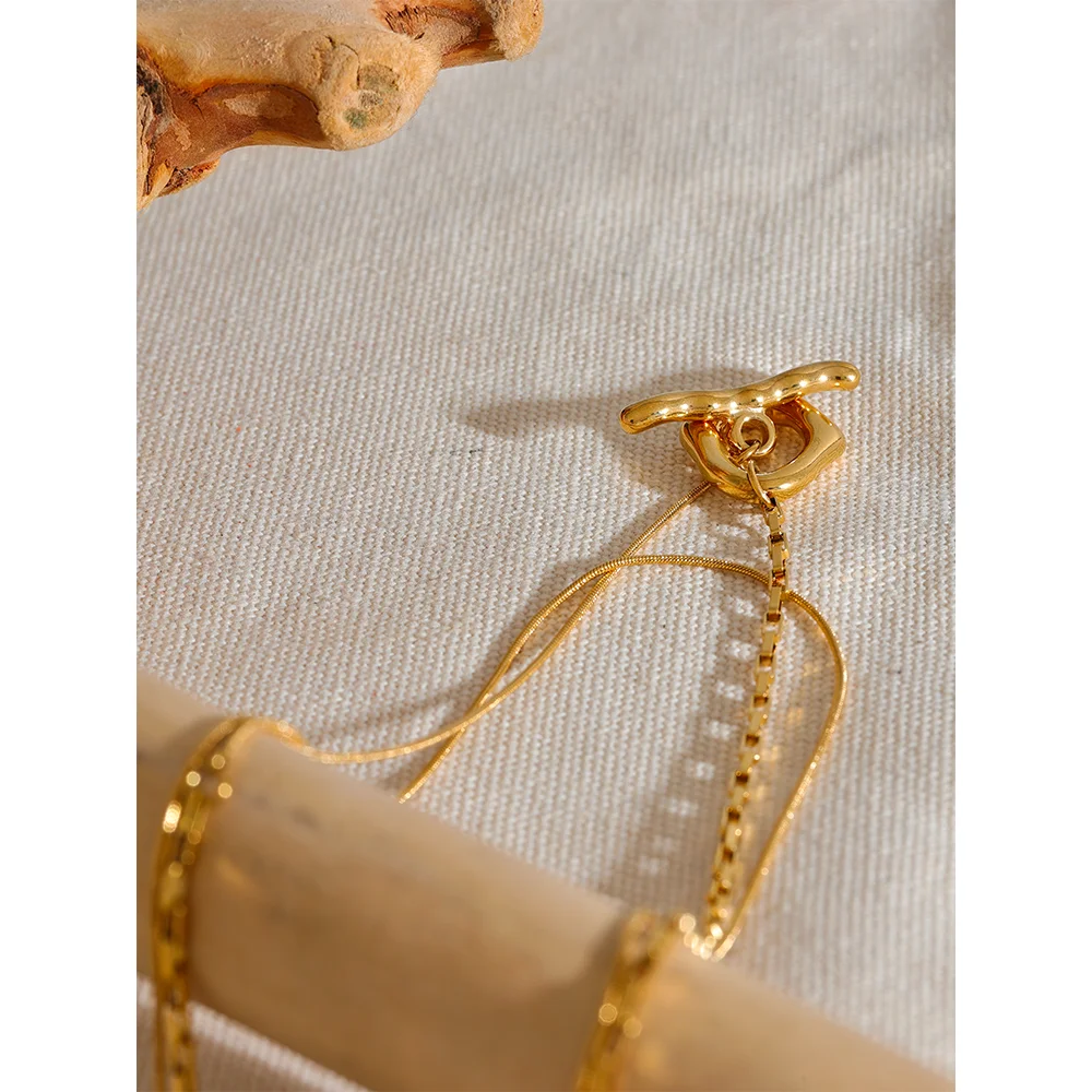 Collar Starlight Drop: Lluvia de Estrellas en Oro
