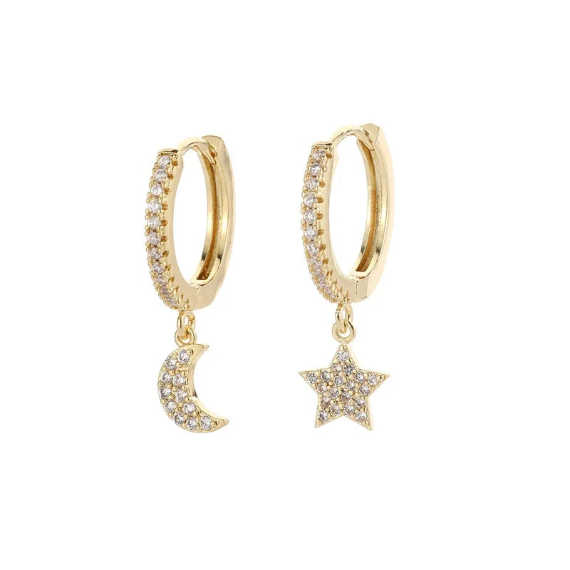 Pendientes Mini Charm: Símbolos y Brillo