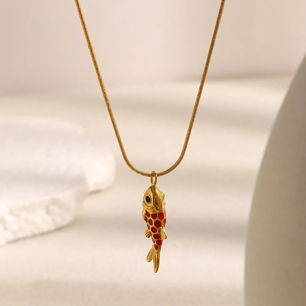 Collar Koi Fortune: El Amuleto de la Prosperidad