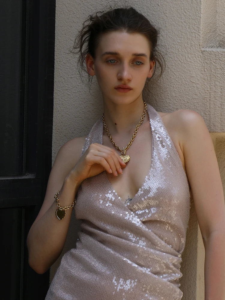 Collar "Love Radiance" – Medallón Vintage & Oro