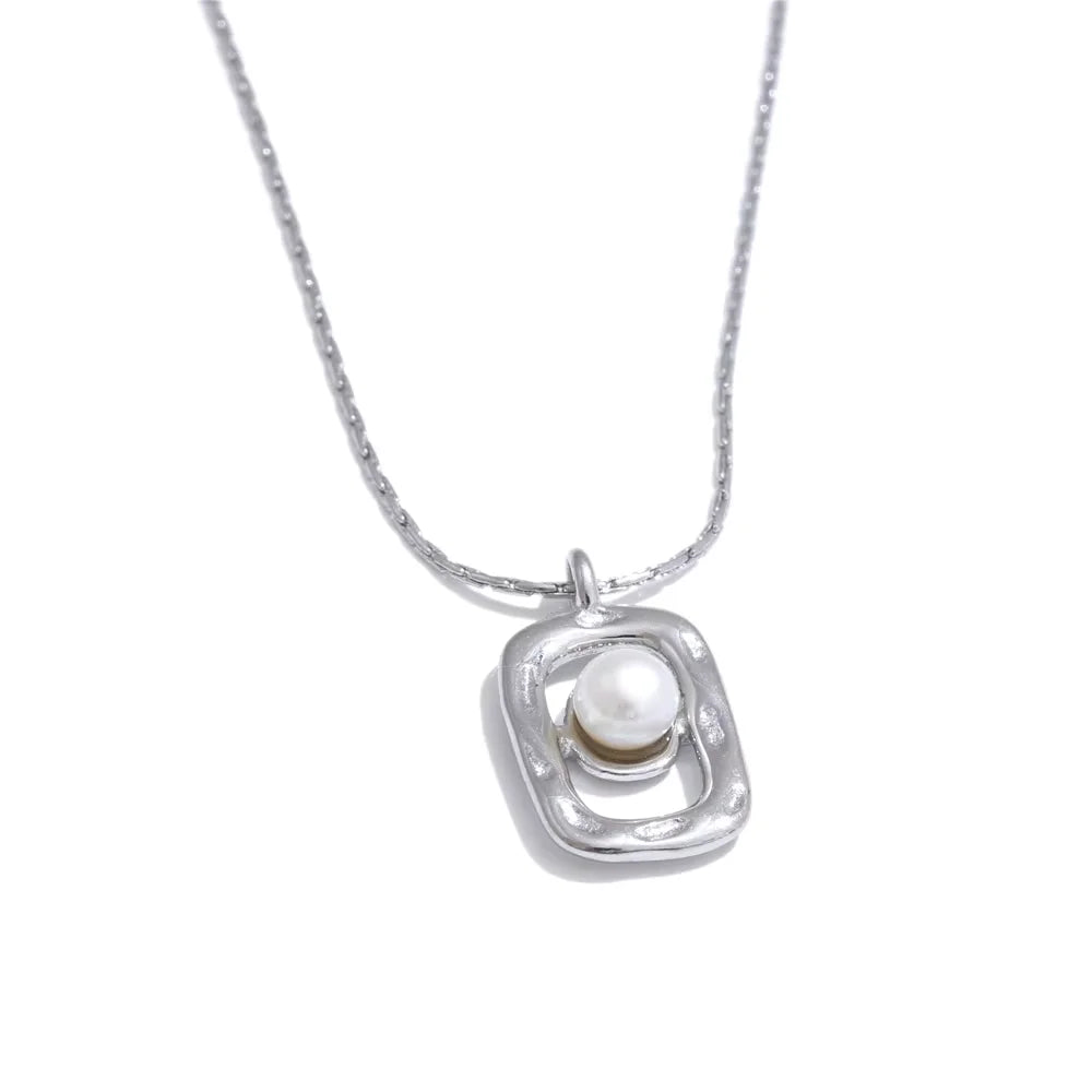 Collar Pearl Orbit: La Perla en su Máxima Expresión