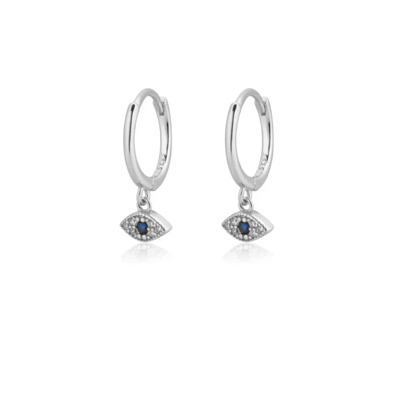 Pendientes Mini Charm: Símbolos y Brillo