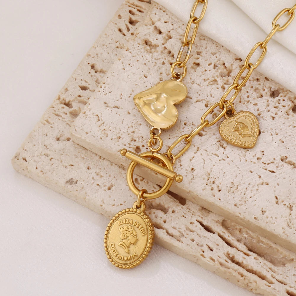 Collar "Amuletos" – Colección Essential Charms
