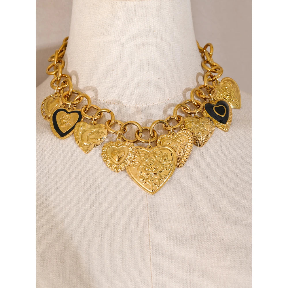 Collar Eternal Summer: Un Viaje en Cada Detalle