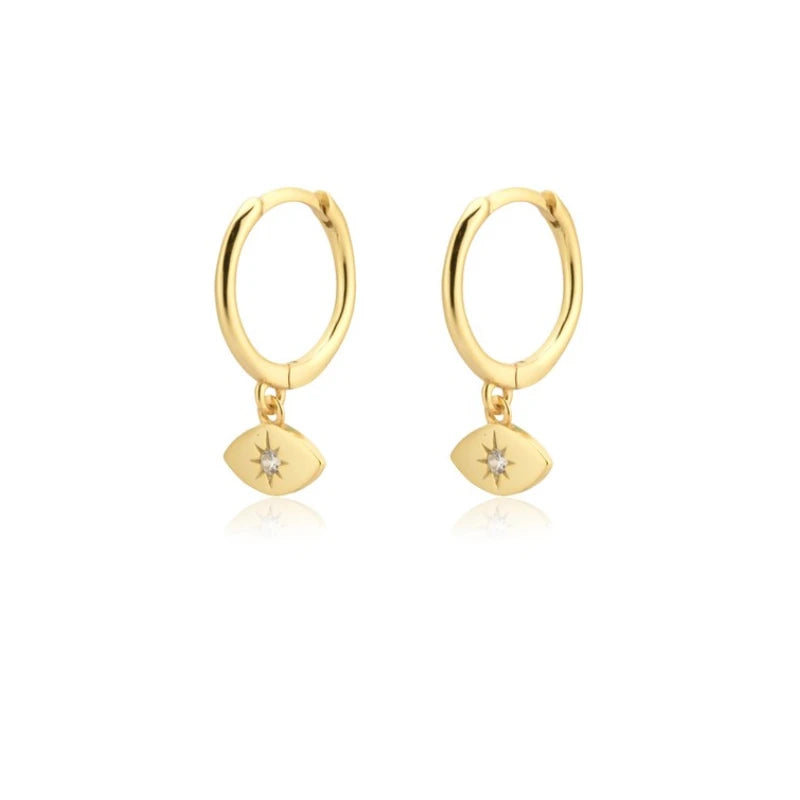 Pendientes Hamsa Protective: Tu Amuleto de Luz Diaria
