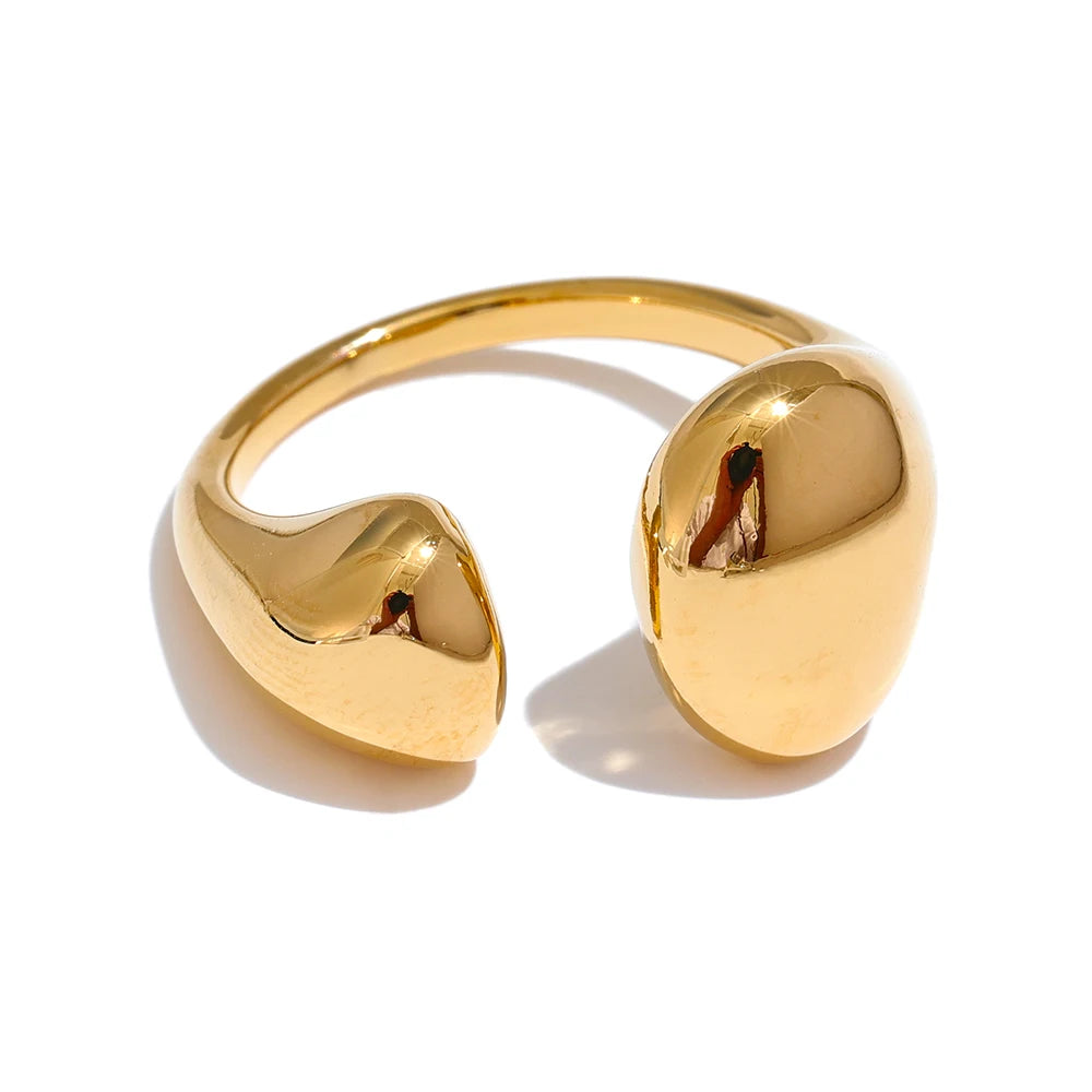 Anillo Liquid Form: La Elegancia de la Fluidez
