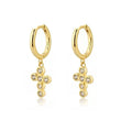 Pendientes Mini Charm: Símbolos y Brillo