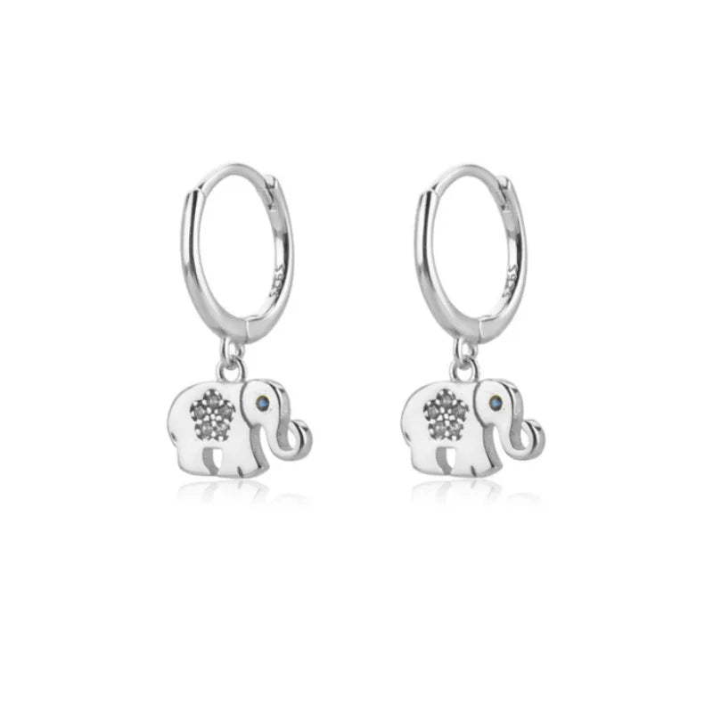 Pendientes Mini Charm: Símbolos y Brillo