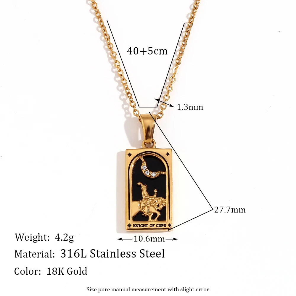 Collar Carta del Tarot "The Star" – Acero Inoxidable Bañado en Oro 18k