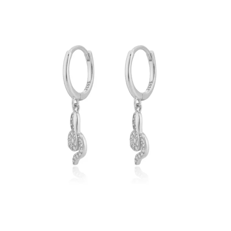 Pendientes Mini Charm: Símbolos y Brillo