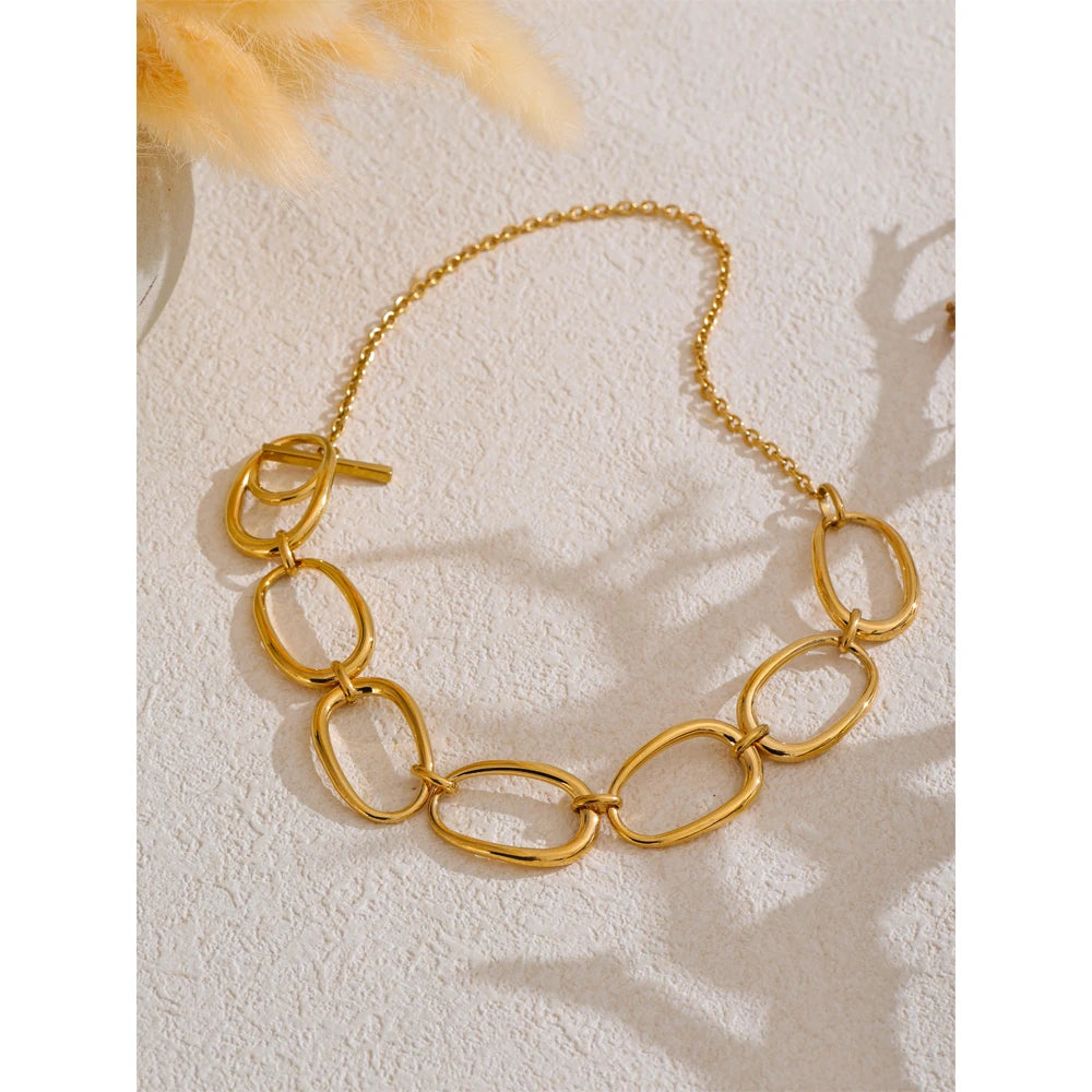 Collar Selene: Textura de Luna y Oro
