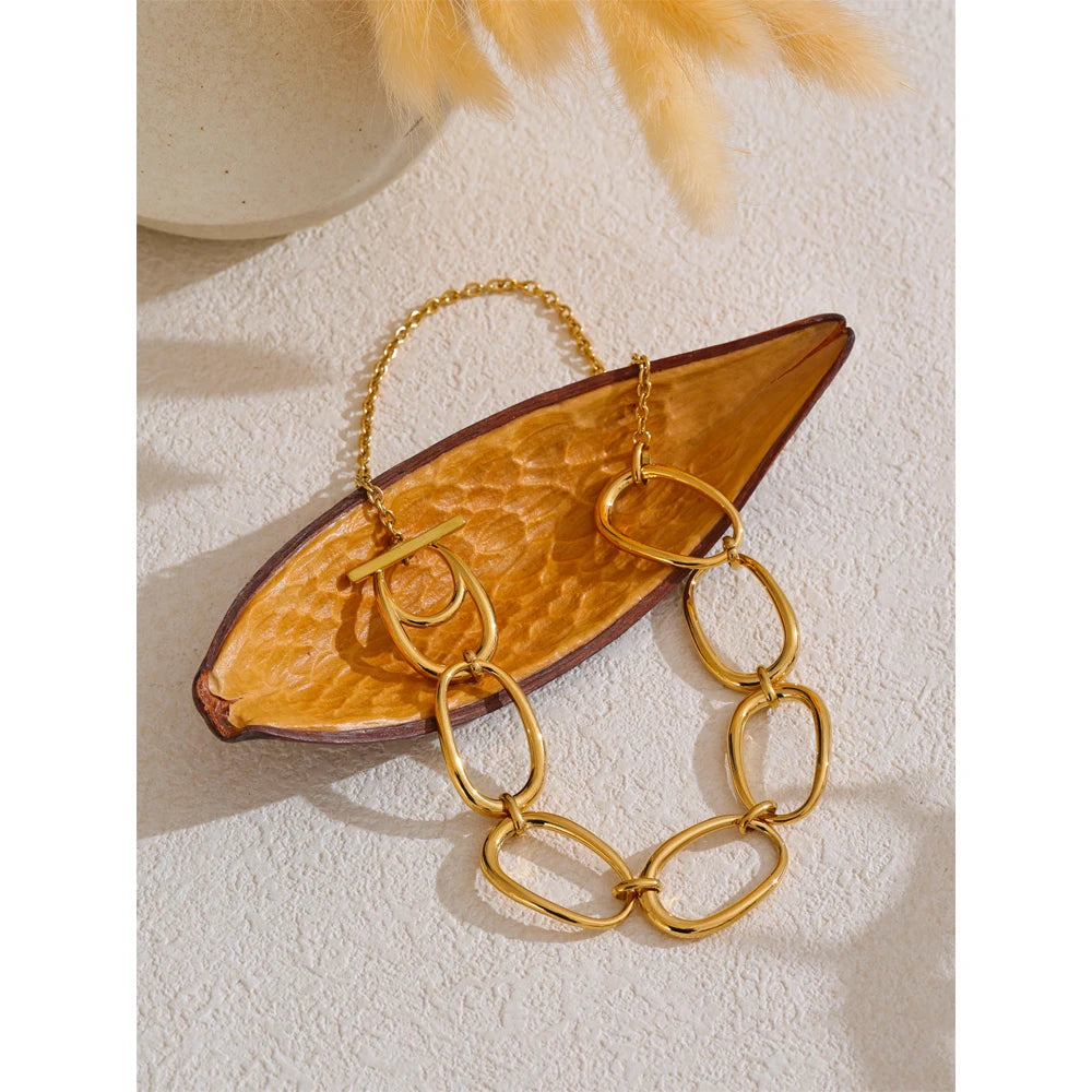 Collar Selene: Textura de Luna y Oro