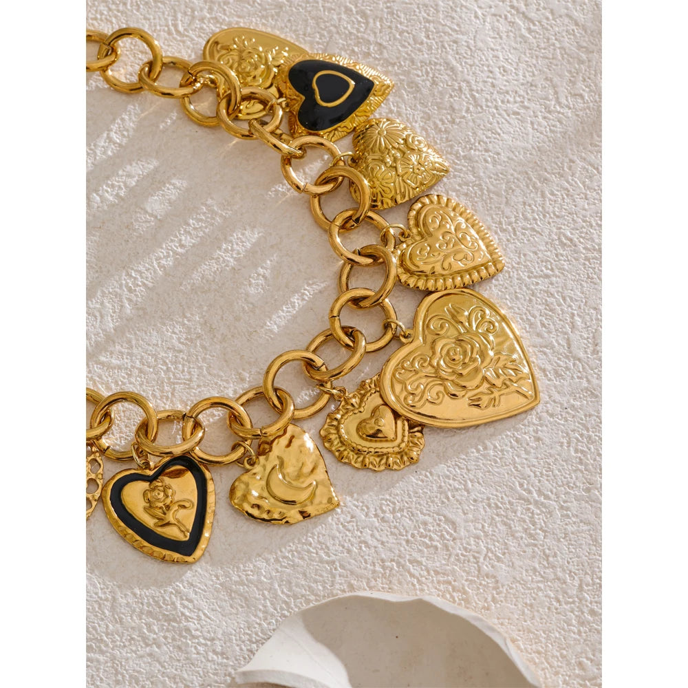 Collar Eternal Summer: Un Viaje en Cada Detalle