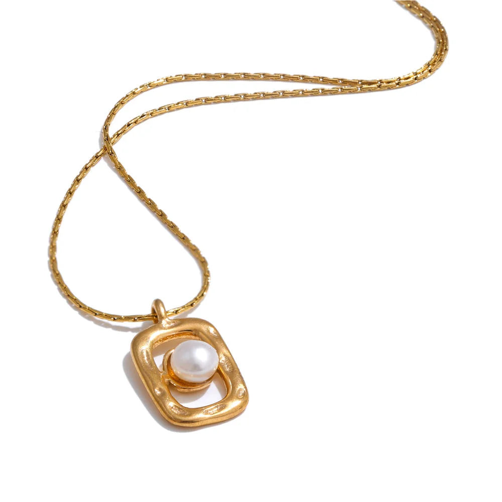 Collar Pearl Orbit: La Perla en su Máxima Expresión