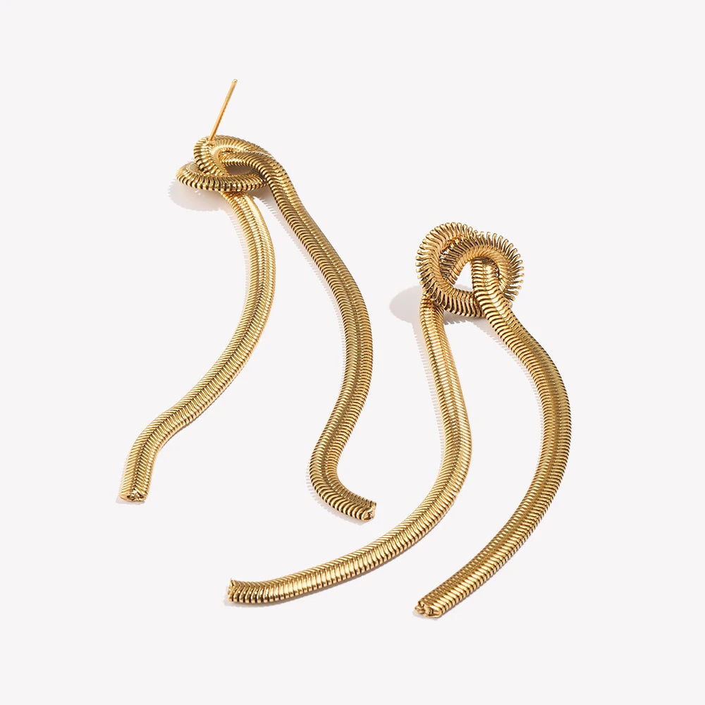 Pendientes "Eternal Knot" – Nudos de Oro Escultural