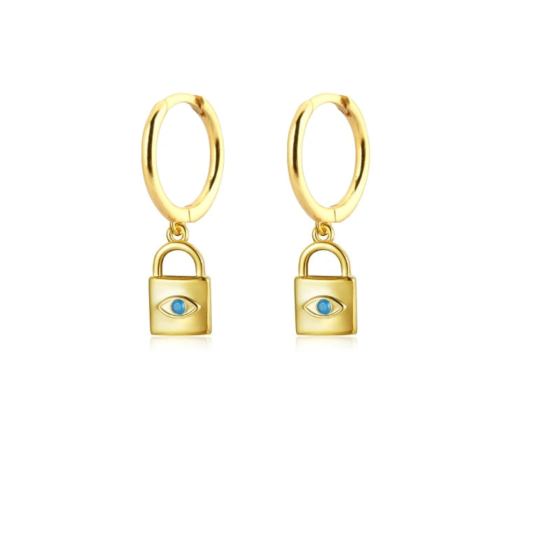 Pendientes Hamsa Protective: Tu Amuleto de Luz Diaria