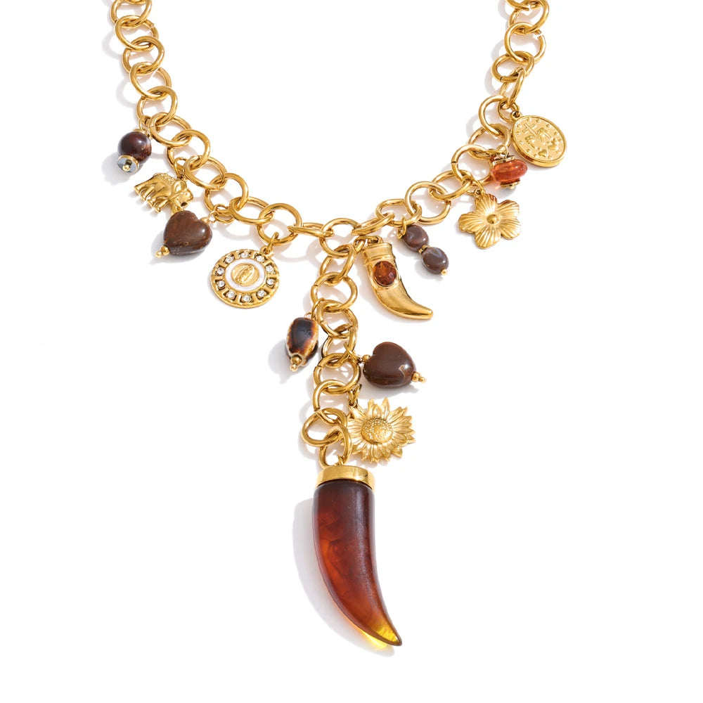 Collar Eternal Summer: La Danza de los Amuletos