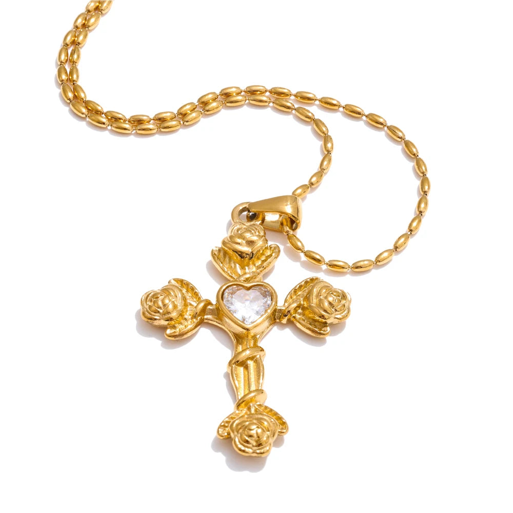 Collar Rosa Mística: Fe, Amor y Renacimiento