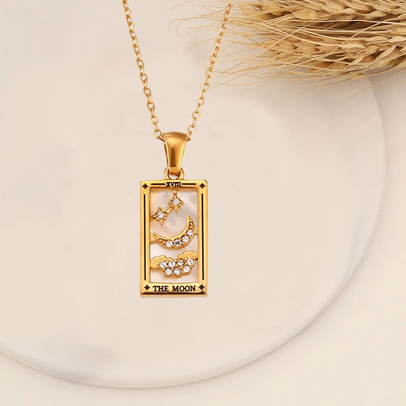 Collar Tarot Destiny: Tu Guía de Acero