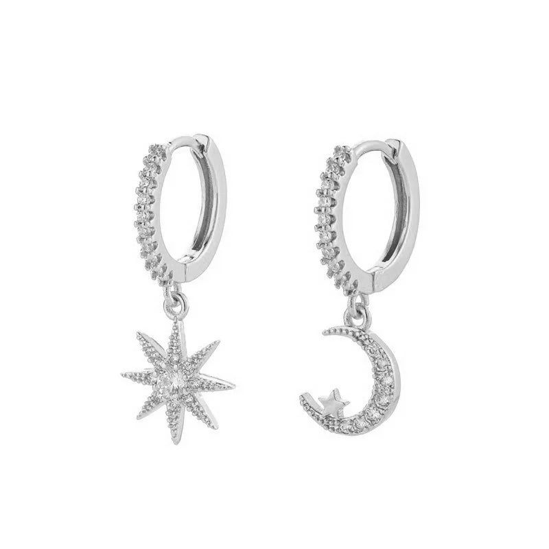 Pendientes Mini Charm: Símbolos y Brillo