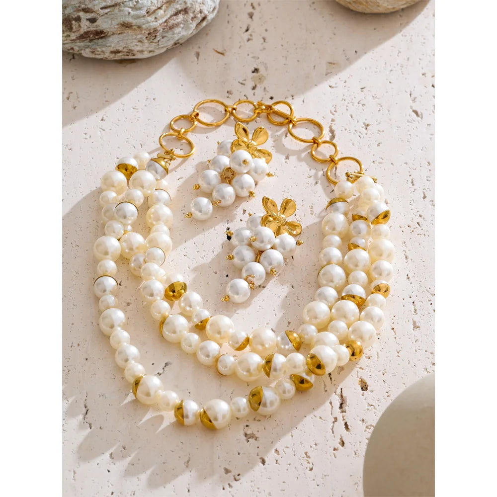 Set Pearl Cascade: Elegancia Escultural en Capas